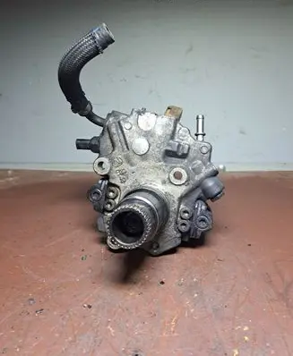 Mercedes-Benz Sprinter W906 Fuel injection high pressure pump A6510701801 28343143
