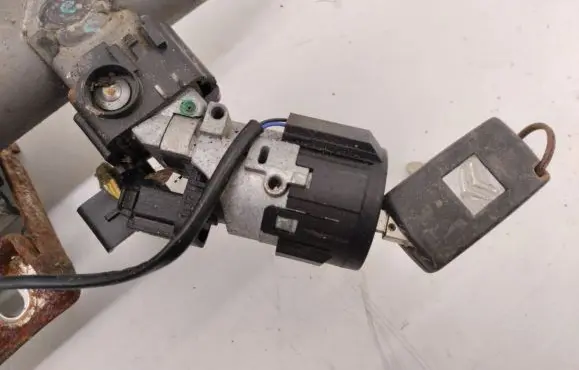 Citroen C6 Ignition lock 4162EA N0502073