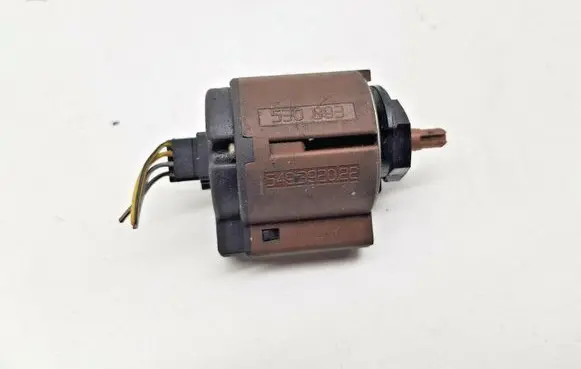BMW 5 E39 Light switch 8363684