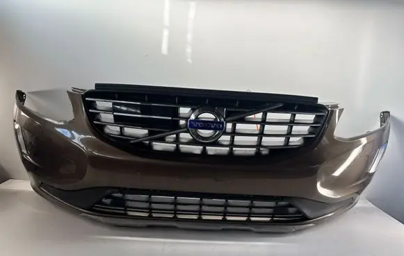 Volvo XC60 Front bumper 31323765