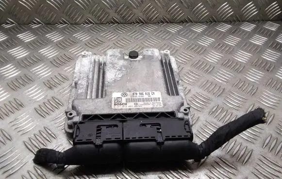 Volkswagen Phaeton Engine control unit/module 070906016CM 0281012089