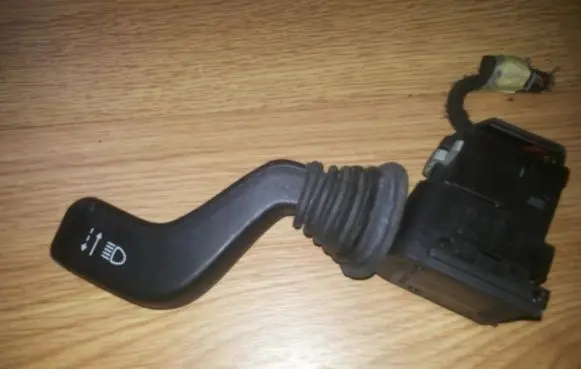 Opel Zafira A Indicator stalk 90560990