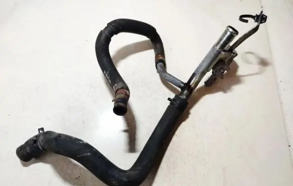 Nissan X-Trail T31 Engine coolant pipe/hose