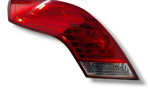 Ford Focus Tailgate rear/tail lights 6N41-13A603-A