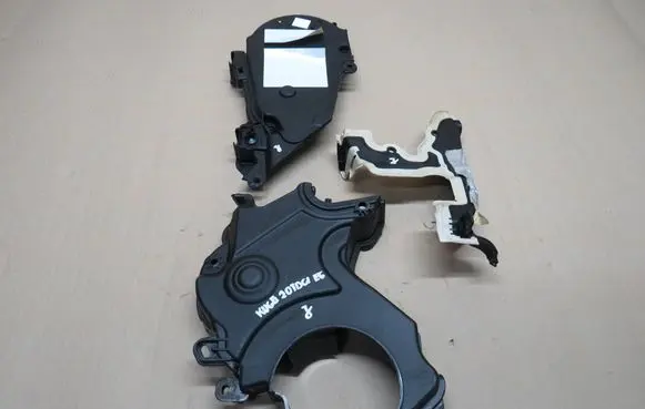 Ford Kuga II Timing belt guard (cover) 9802982680