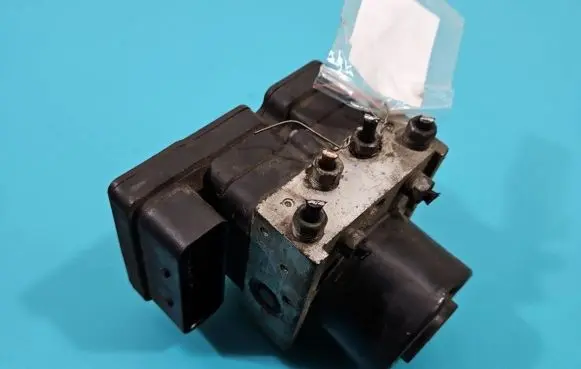 Opel Zafira B ABS Pump 13157576 IMPRK1364396