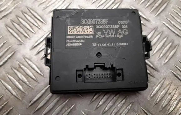 Volkswagen PASSAT B8 Gateway control module 3Q0907338F