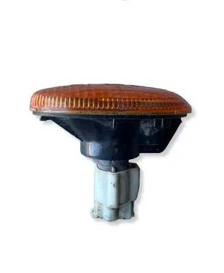 Subaru Forester SF Front fender indicator light 