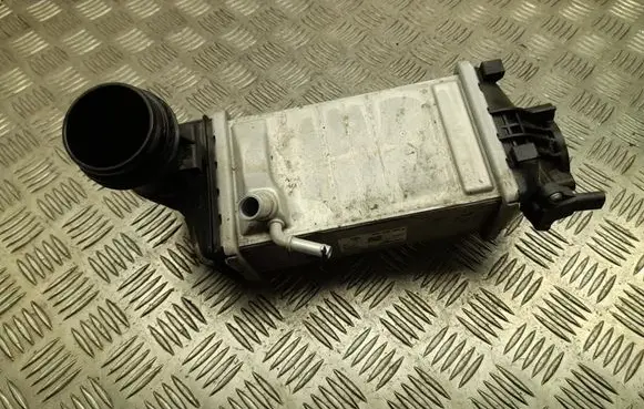 Volkswagen T-Roc Intercooler radiator 05C145785B