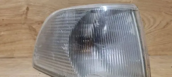 Volvo S70 V70 V70 XC Front indicator light 9483179