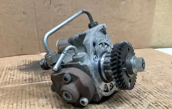 Subaru Legacy Fuel injection high pressure pump 2940001080