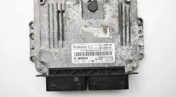 Ford Focus Engine control unit/module CV6112A650ANE
