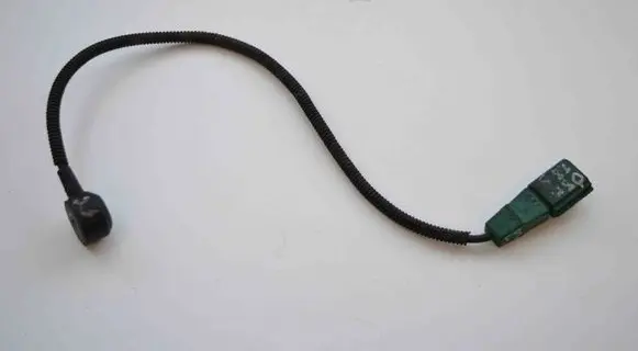 Audi A4 S4 B8 8K Detonation knock sensor 06E905377A