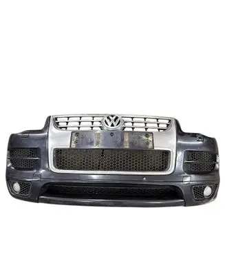 Volkswagen Touareg I Front bumper