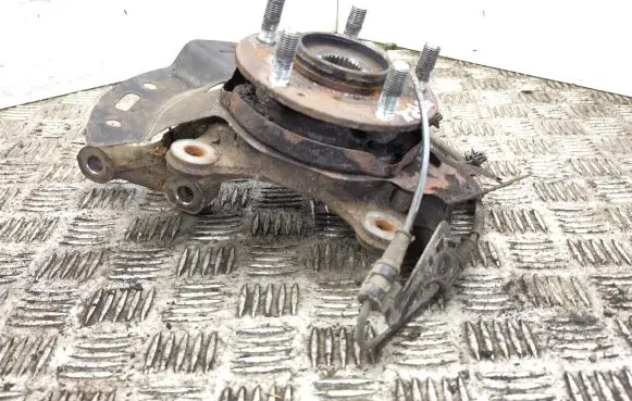 KIA Ceed Front wheel hub