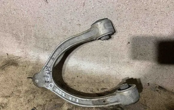 Mercedes-Benz E W213 Front upper control arm/wishbone A2053332500