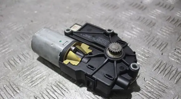 Nissan Murano Z50 Sunroof motor/actuator 0178101