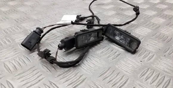 Volkswagen PASSAT B7 Number plate light 3AE971104C 1K8943021