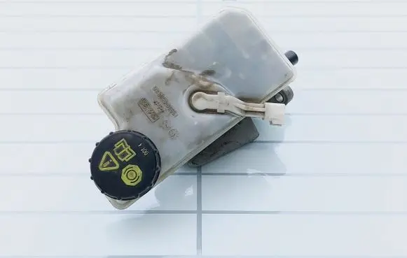 Volvo V50 Master brake cylinder 03350886551