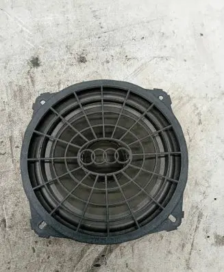 Audi A4 S4 B7 8E 8H Subwoofer speaker 4910140288 3237125