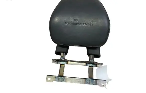 Volvo XC90 Front seat headrest 