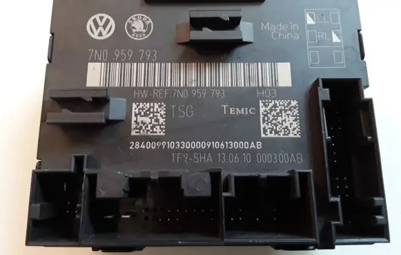 Skoda Yeti (5L) Door control unit/module 7N0959793