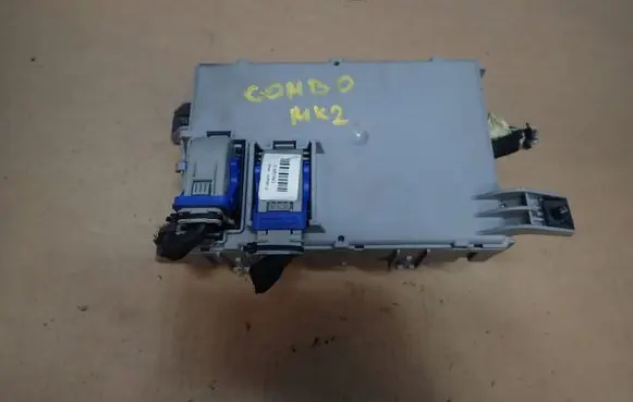 Fiat Doblo Fuse module 00519217590 28340959 116RI000674