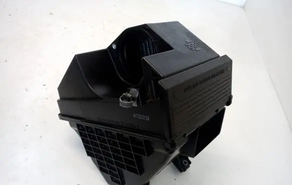 Air filter box