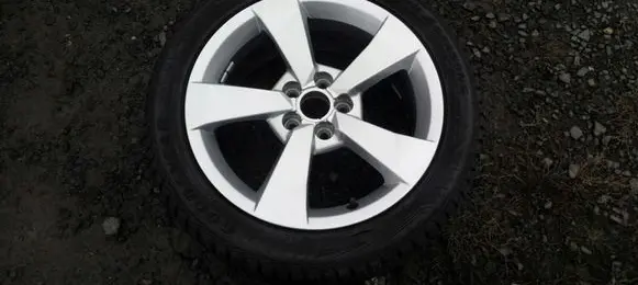 Audi A1 R16 alloy rim 8XA601025A