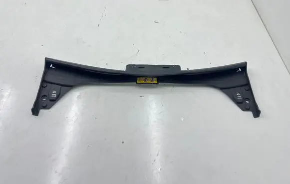 Mercedes-Benz C W205 Other engine bay part A2055050800