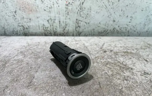 Dodge Challenger Engine start stop button switch 68299957AC L221390195H T01427172A1459