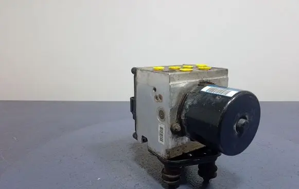 Volkswagen PASSAT B6 ABS Pump 16431601