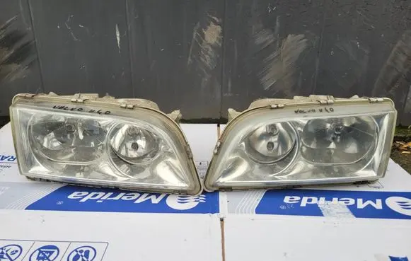 Volvo S40, V40 Headlights/headlamps set PPT40