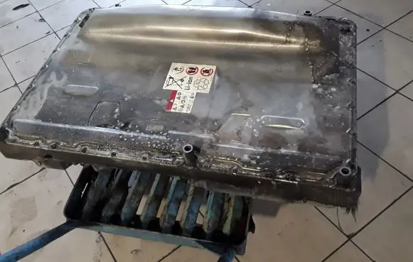 Cupra Formentor Hybrid / electric car battery 5WA915588D