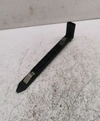 Volvo XC60 Headlight/headlamp mounting bracket 30763154