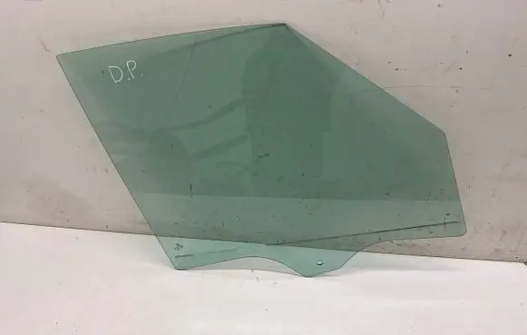 Volkswagen Multivan T7 Front door window glass four-door