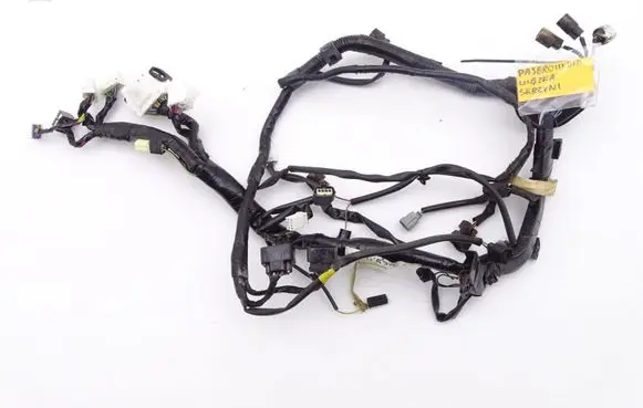 Mitsubishi Pajero Gearbox/transmission wiring loom MR965539