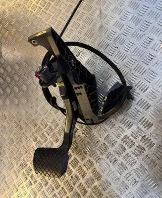 Porsche Macan (95B) Brake pedal 95B723031C