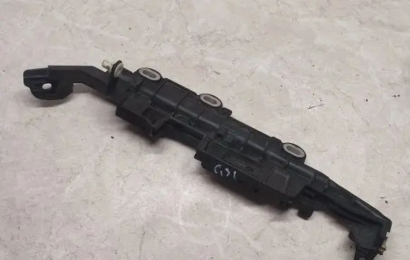 BMW 5 G30 G31 Other engine bay part 9334789 61139334789