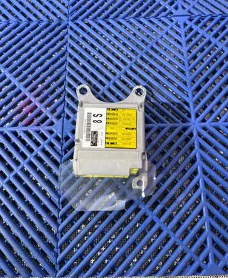 Toyota Prius+ (ZVW40) Airbag control unit/module 8917047760 06606006J99 1508006060