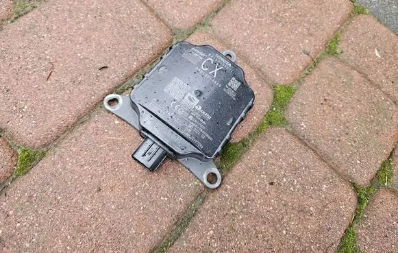 Toyota Camry VIII XV70 Distronic sensor radar 88162-33071-