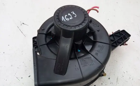 Volkswagen Polo Heater fan/blower 6Q1820015E