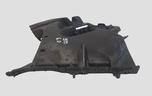 Volvo V40 Rear bumper mounting bracket 31395104