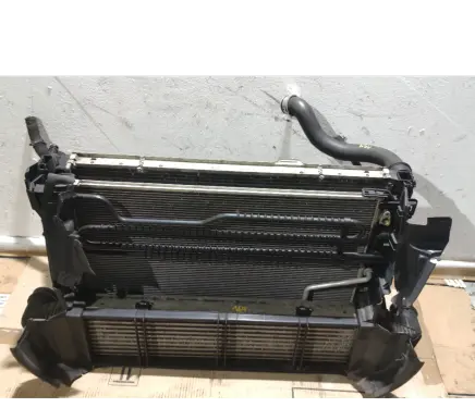 Mercedes-Benz E W212 Radiator set A2045003603 M151012 2045000203