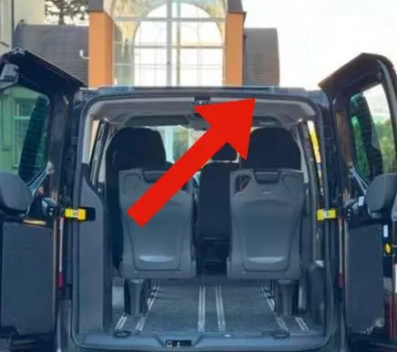 Ford Transit Custom Trunk rubber seal (body)