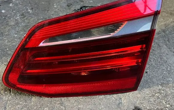 BMW 2 F45 Tailgate rear/tail lights 7311032