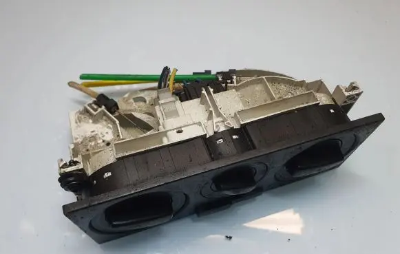 Volkswagen Golf IV Climate control unit 1J0820045F