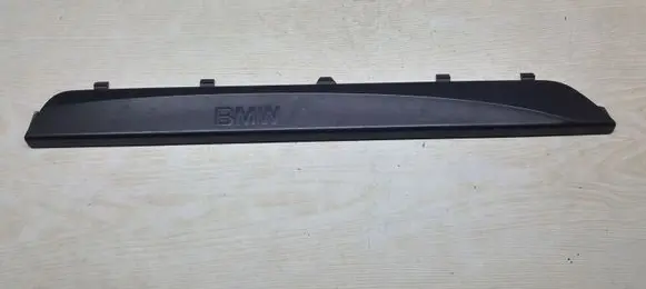 BMW 1 E81 E87 Front sill trim cover 51777117634 22944911