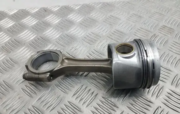 Audi A3 S3 A3 Sportback 8P Piston with connecting rod BKD