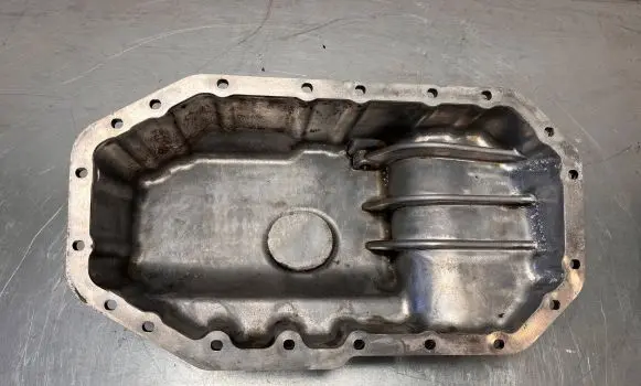 Volkswagen Golf V Oil sump 030103603